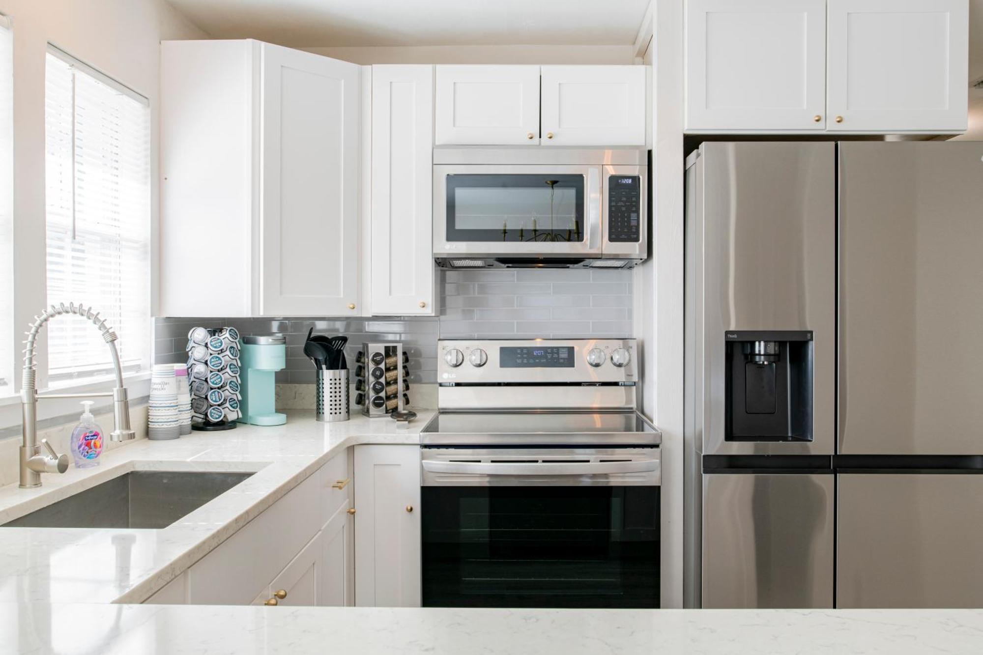 House In Mobile Newly Renovated! Quiet & Centrally Located! Exterior photo